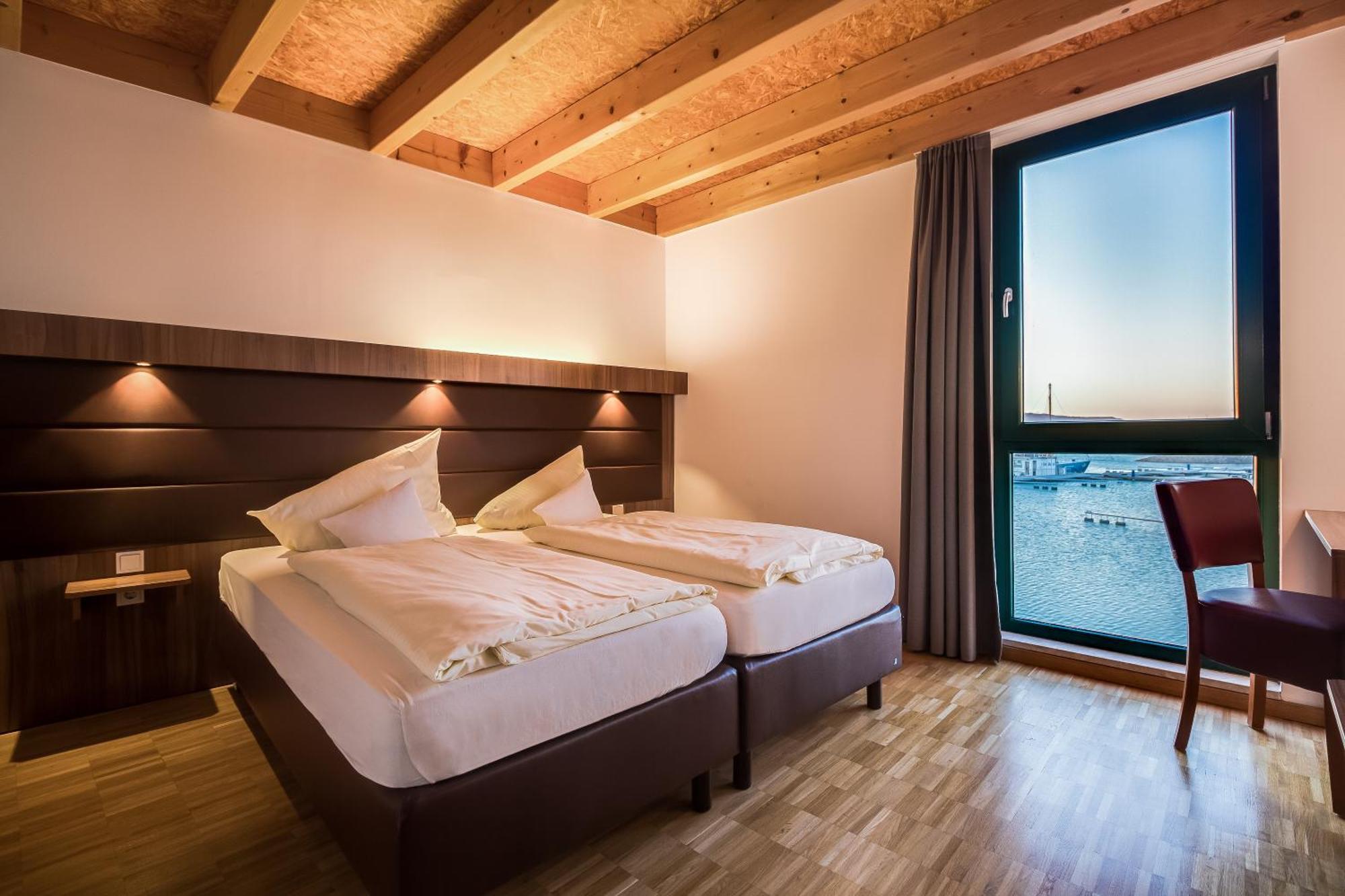 Lagovida Das Ferienresort Am Stoermthaler See Grossposna Bagian luar foto